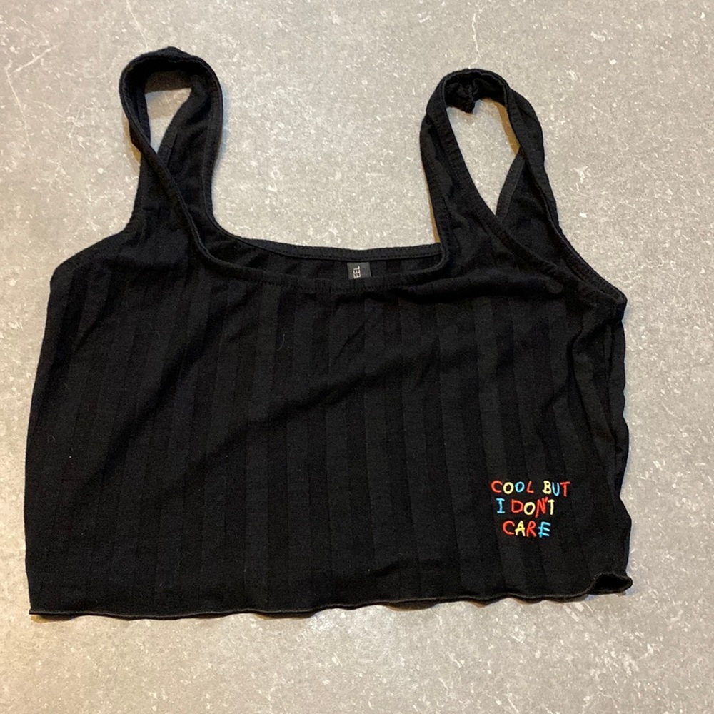 kids crop top size m
